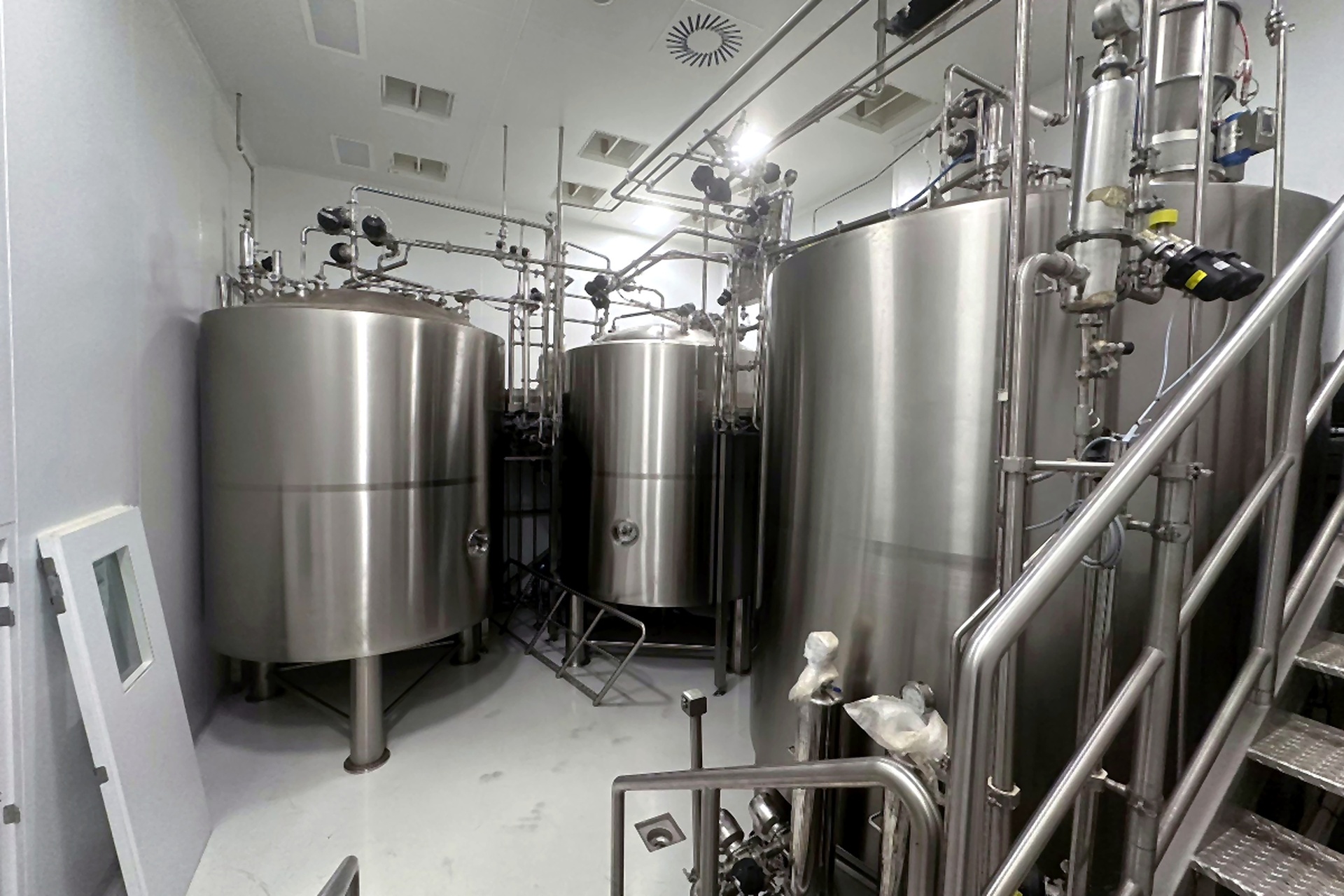 Pharmaceutical cleanroom facility